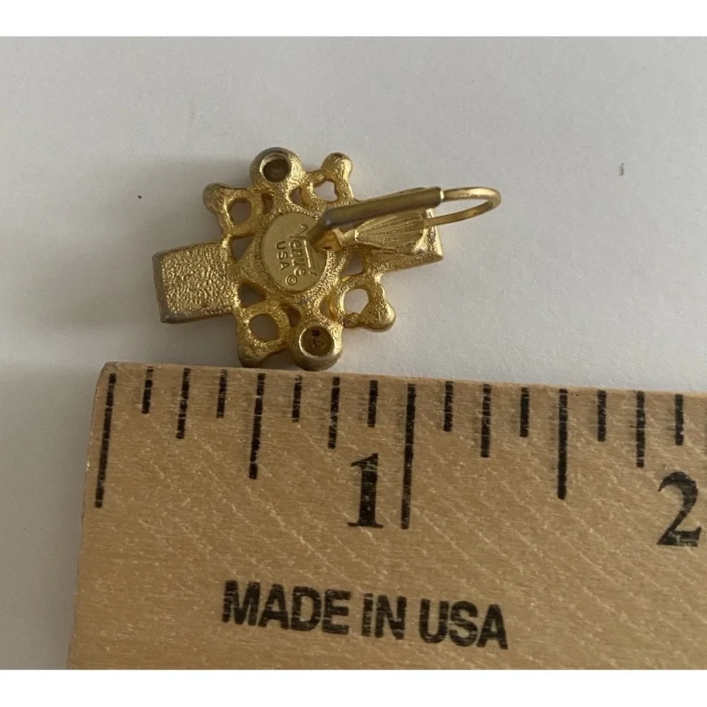 Venue usa earrings